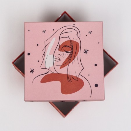 Gift box "Lady Star", square, 19 x 19 x 12 cm-1