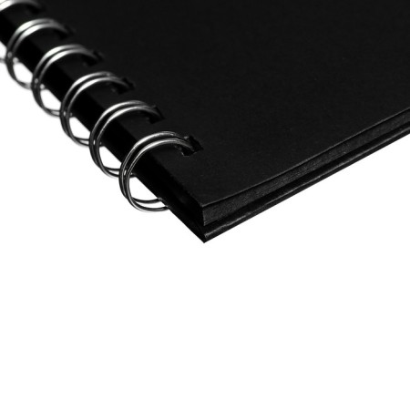 A5 sketchbook, 30 black sheets on the crest, "cat", solid substrate, density 110 gr., Mix-6