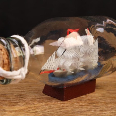 The ship souvenir "Bolivar", in a bottle, horizon. 11*5*6cm-1