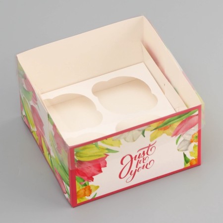 Box for 4 cupcake with a transparent lid, "tulips", 16 × 16 × 10 cm, confectionery packaging-2