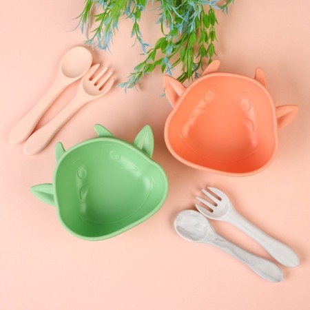 Baby plate on a suction cup, silicone, pink color, rr: 12x15x5.5 cm-2