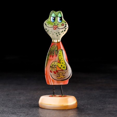 Souvenir "Frog Fashionista"-1