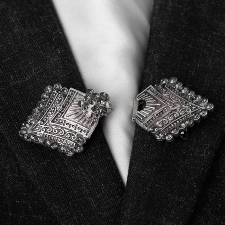 Cardigan clamp "Rombs", gray color in black silver-3