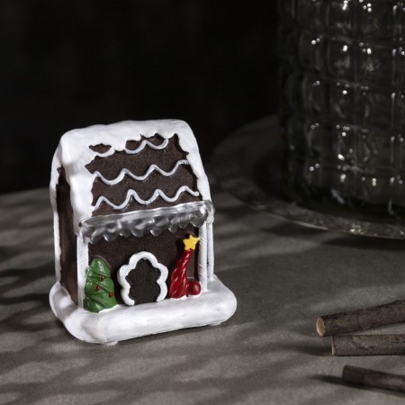 LED figure "Gingerbread House", ceramics, batteries AAAX3 (not complete), glow of multi-1