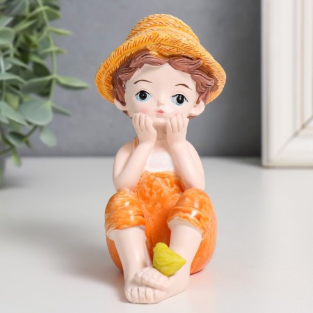 Souvenir Polystone "Boy/Girl with chicken" mix 7.5x4x4x11 cm-1