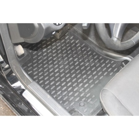 Rugs in the Mercedes-Benz Salon C-Class W204 2007-2014, 4 pcs. (polyurethane)-3