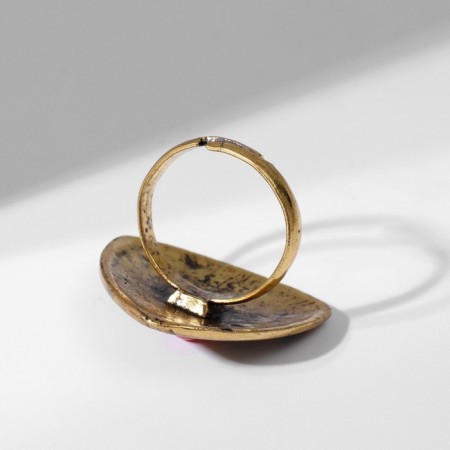 Ring of the "ethnic" patterned triangle, red color in black gold, dimensionless-3