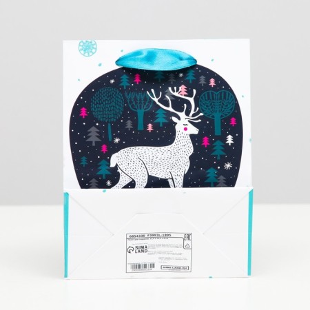 Laminated Forest Deer Packet 11.5 x 14.5 x 6-1