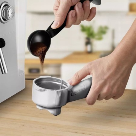 Coffee machine KitFort KT-7234, Rozhkova, 950 W, 1.5 l, cappuccino, silver-1