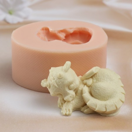 Silicone Mold "Dragon sleeps" 10x7.8x4.9 cm