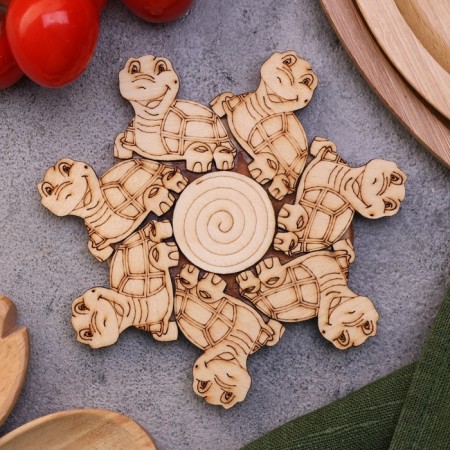 Hot “Turtle” stand, 12cm, juniper