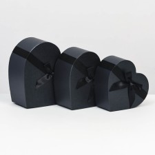 Set of boxes 3 in 1 heart l: 24x23x10 M: 21x20x9 s: 18.5x18x8 cm