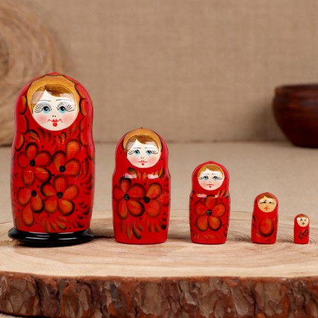 Nesting doll "Anyuta", red, 5-doll