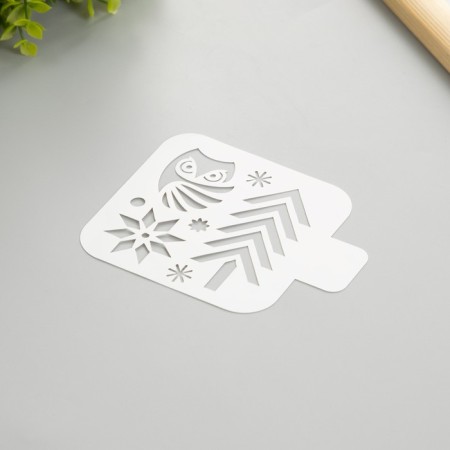 Plastic stencil "Christmas tree" 9x9 cm-1