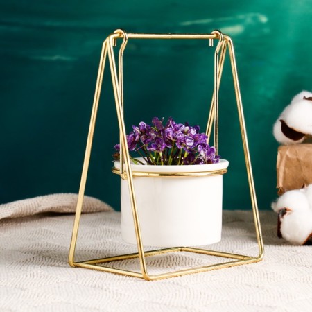 Kashpo "swing" on a gold stand, 16.5x12.5x8cm