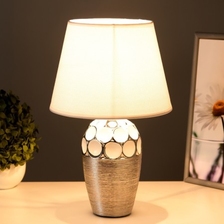 E14 40W Belo-chromovye table lamp "Assami" 22.5x22.5x35 cm Risalux-2