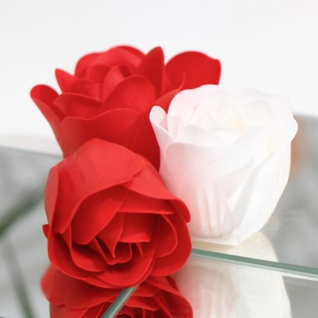 Soap roses, white and red, set of 6 pcs.-3