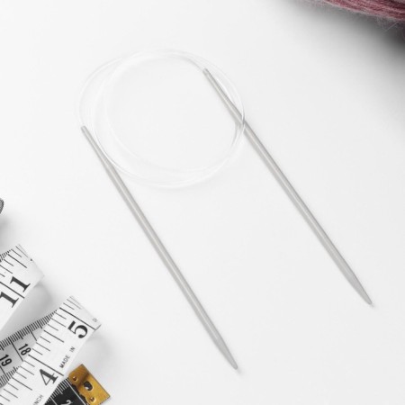 The knitting needles are circular, for knitting, with Teflon coating, with plastic fishing line, D = 4.5 mm, 14/80 cm-1