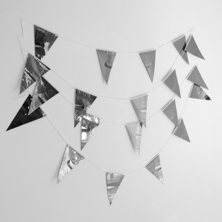 Garland "flags", 20 flags, 10 meters, silver color-1
