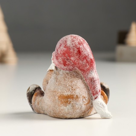 Polystone souvenir "Santa Claus in a long red cap, with heart" MIX 7x5x8 cm-3