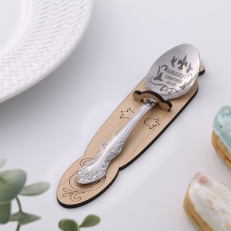 A spoon is registered, tea, with an engraving "Alexander", h = 14