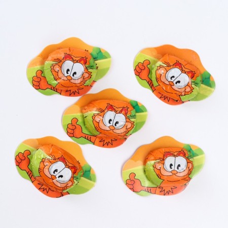 Chocolate sweets "How delicious" with a mold euro suspension, 35 g.-2