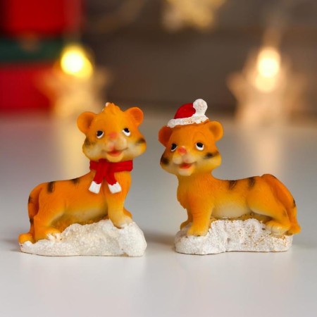 Souvenir Polystone "Tigerok in a snowdrift" MIX 5.5x3x5 cm