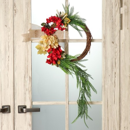 The wreath on the door is interior "willow wreath with flowers" d = 40 cm
