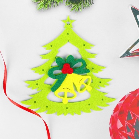 Set for creativity - create a Christmas tree decoration from felt "Christmas tree with bells"
