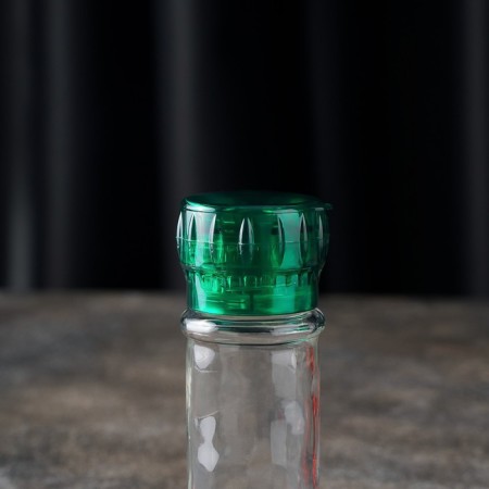 Mill for spices, plastic mechanism, 115 ml (45-80 gr), green color-7