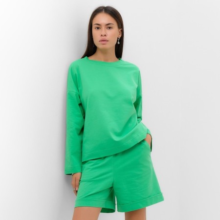 Women's costume (sweatshirt and shorts) Mist, p. 44-46, green
