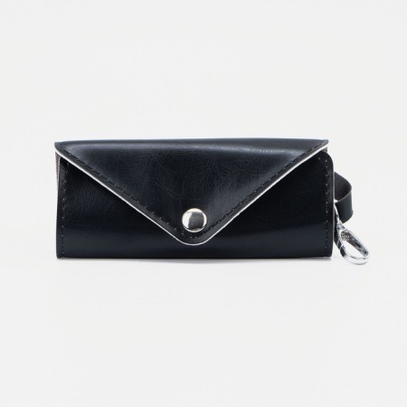 Key on the button, length 13.5 cm, 7 carbines, black color