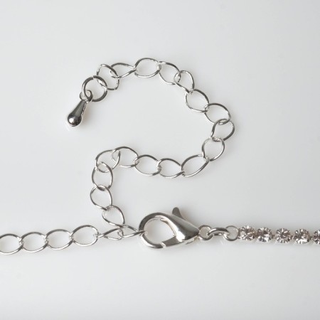 Choker "ice" elegant, white color in silver, 30 cm-1