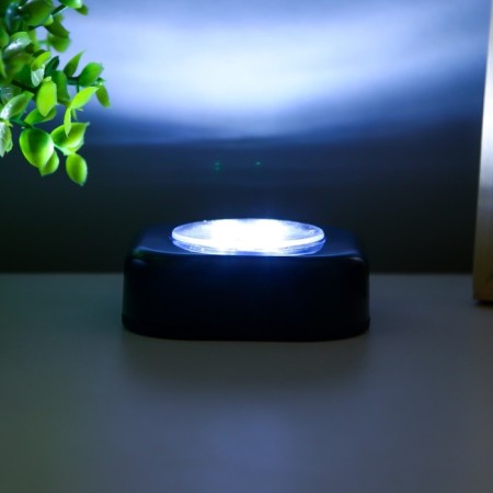 Night Pushlite "Square" 4XLED, 3AAA Black 6.5x6.5x2.5 cm Risalux-5