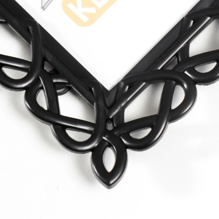Photo frame plastic L-7 10x15 cm black (plastic screen)-1