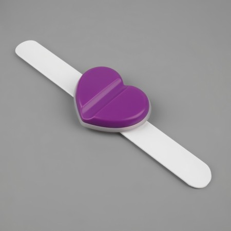 Magnetic needle on the hand "Heart", 23 × 6.3 cm, color mix-1