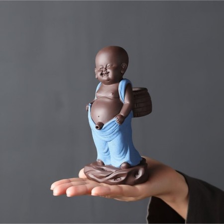 Figure "Pissing Boy" 16x8cm-1