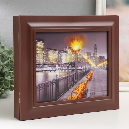 Key closed "Embankment" 26.5x31.5 cm nut-1