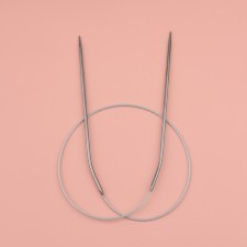The knitting needles are circular, for knitting, with a metal cable, d = 2 mm, 50 cm