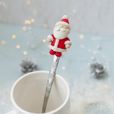 New Year's set for creativity. A spoon for decor with polymer clay “New Year! Santa Claus with a gift "-2