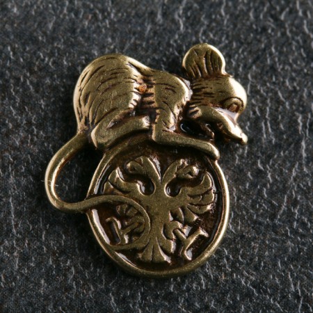 Souvenir "Mouse with a coin of 1 ruble", brass-1