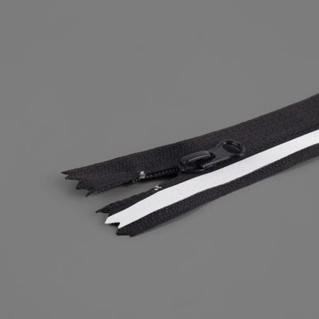 Lightning "Spiral", No. 3, insoluble, with a reflective strip, castle machine, 18 cm, black color-1