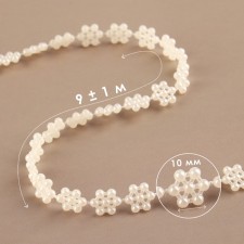 Pearls on threads, flat, 10 mm, 9 ± 1 m, milk color