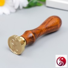 Printing for wax with a wooden handle 