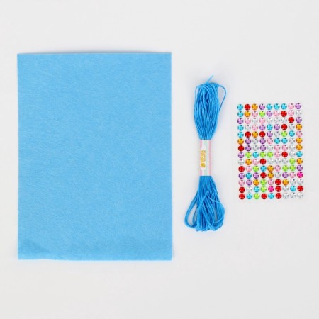 New Year's set for creativity. Creative workshop "New Year! White and ball "-12