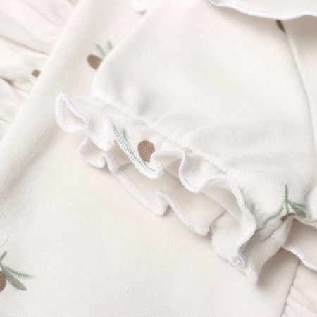 T -shirt with wounds crumbs I am Olives, p. 74-80, milk-6