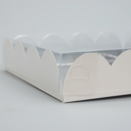 Cookie box, confectionery packaging with PVC lid, silver, 13 x 13 x 3 cm-3
