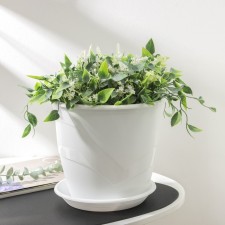 Pot for flowers with the Podon Venice, 5.5 l, d = 23 cm, white color