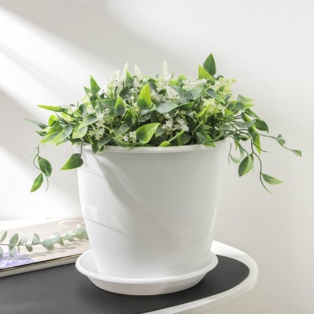 Pot for flowers with the Podon Venice, 5.5 l, d = 23 cm, white color