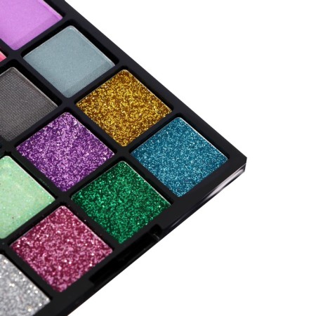 Cosmetics set for girls: shadows, brush, applicator-5